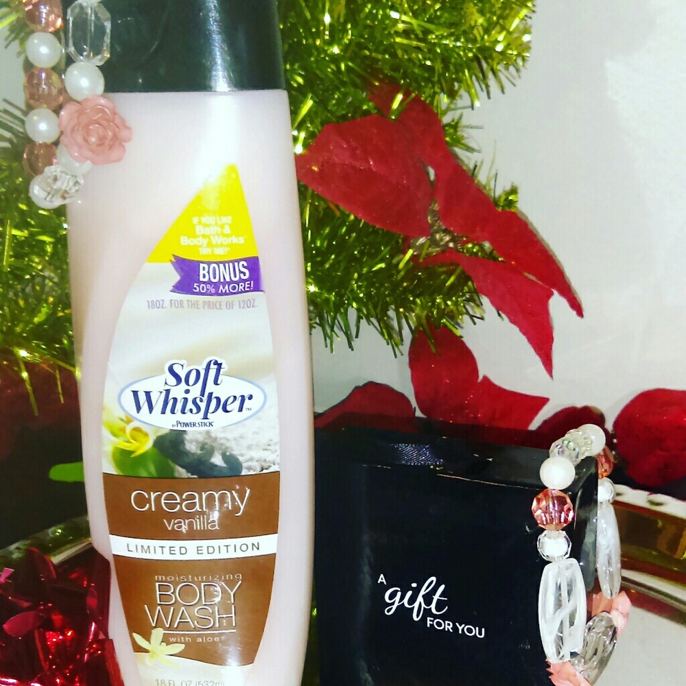 Cream Body Wash & Jewelry Set